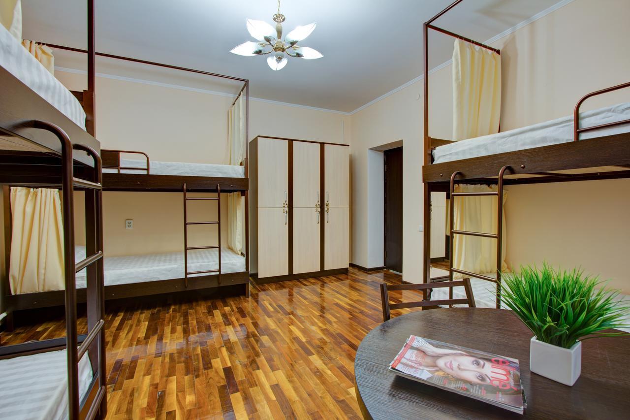 Centre hostel Bishkek Exterior foto